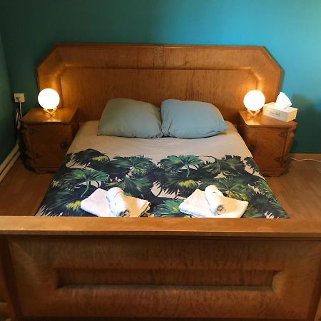 Ferienwohnung La Ferme Des Roses Tournai Exterior foto