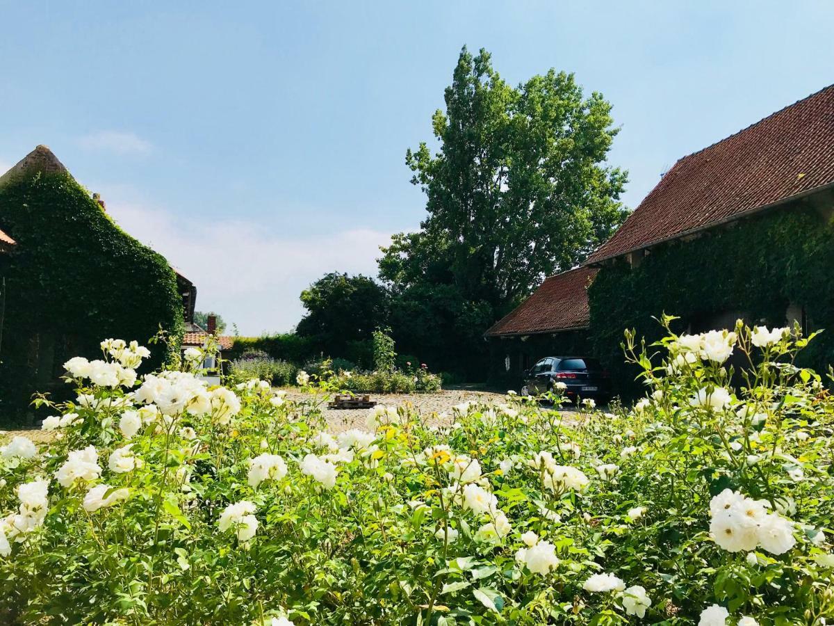 Ferienwohnung La Ferme Des Roses Tournai Exterior foto