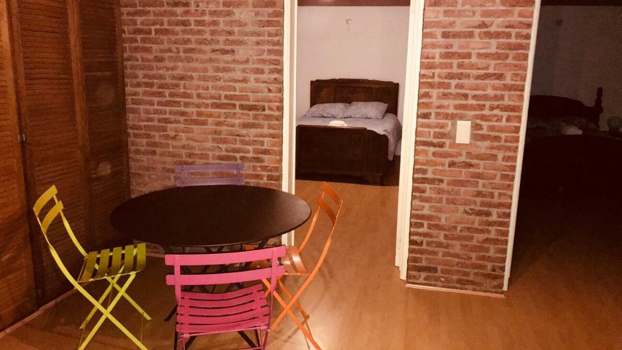 Ferienwohnung La Ferme Des Roses Tournai Exterior foto